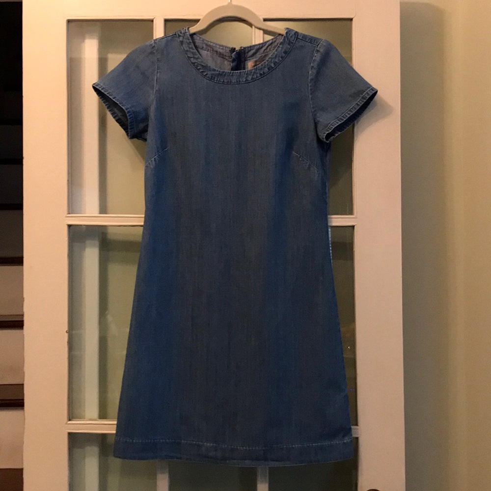 Banana Republic short sleeve, chambray dress, 2P